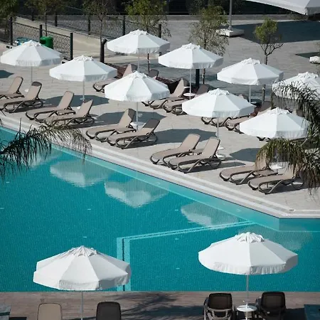 Hotel Garden & 5*